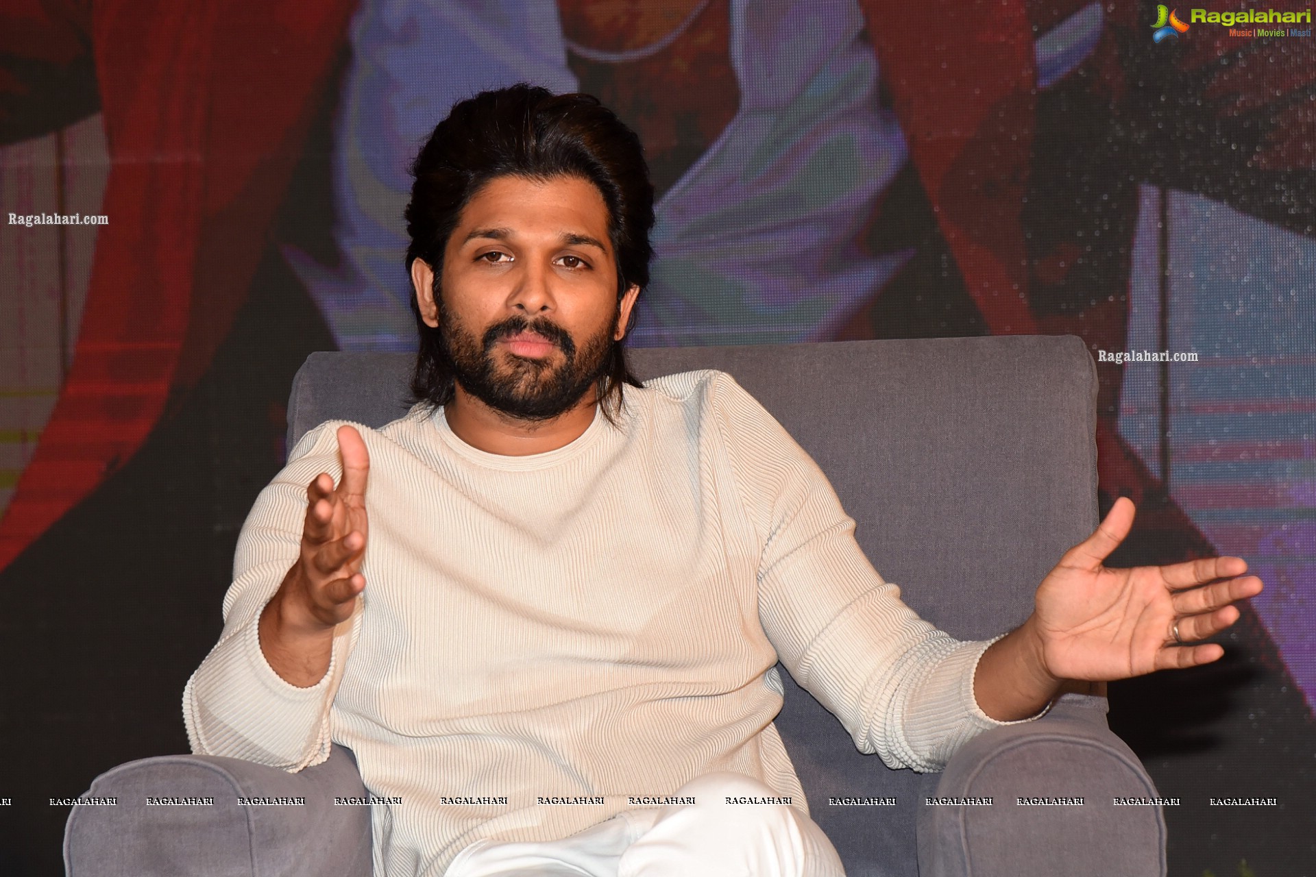 Allu Arjun at Alavaikuntapuramlo Movie Interview - HD Gallery