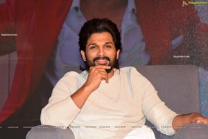 Allu Arjun at Alavaikuntapuramlo Interview