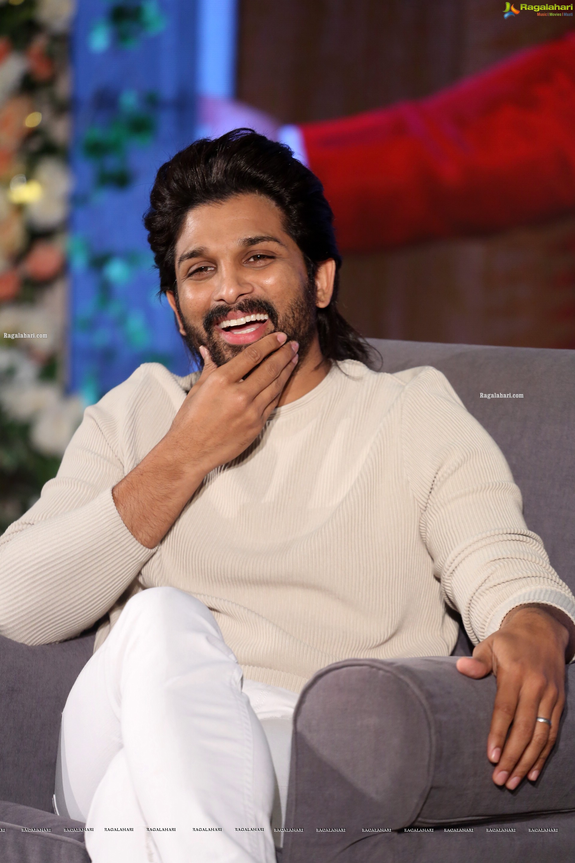 Allu Arjun at Alavaikuntapuramlo Movie Interview - HD Gallery