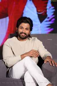 Allu Arjun at Alavaikuntapuramlo Interview