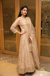 Andleeb Zaidi at Sutraa Fashion Show