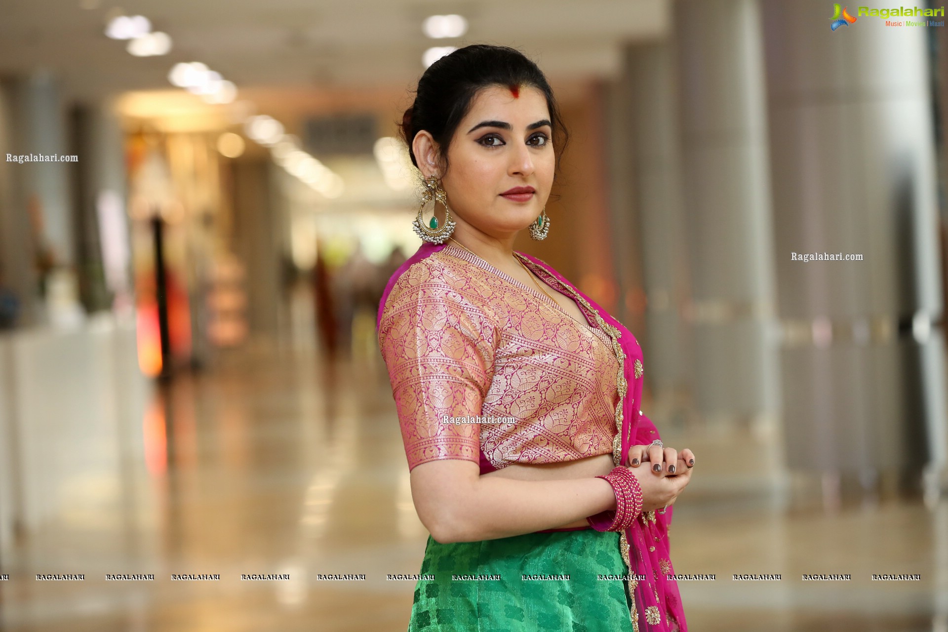 Archana Shastry at Hi-Life Exhibition Curtain Raiser & Fashion Show - HD Gallery