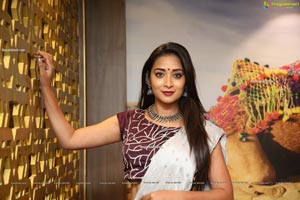 Bhanu Sree at GirlFriend Arabian Mandi Restaurant