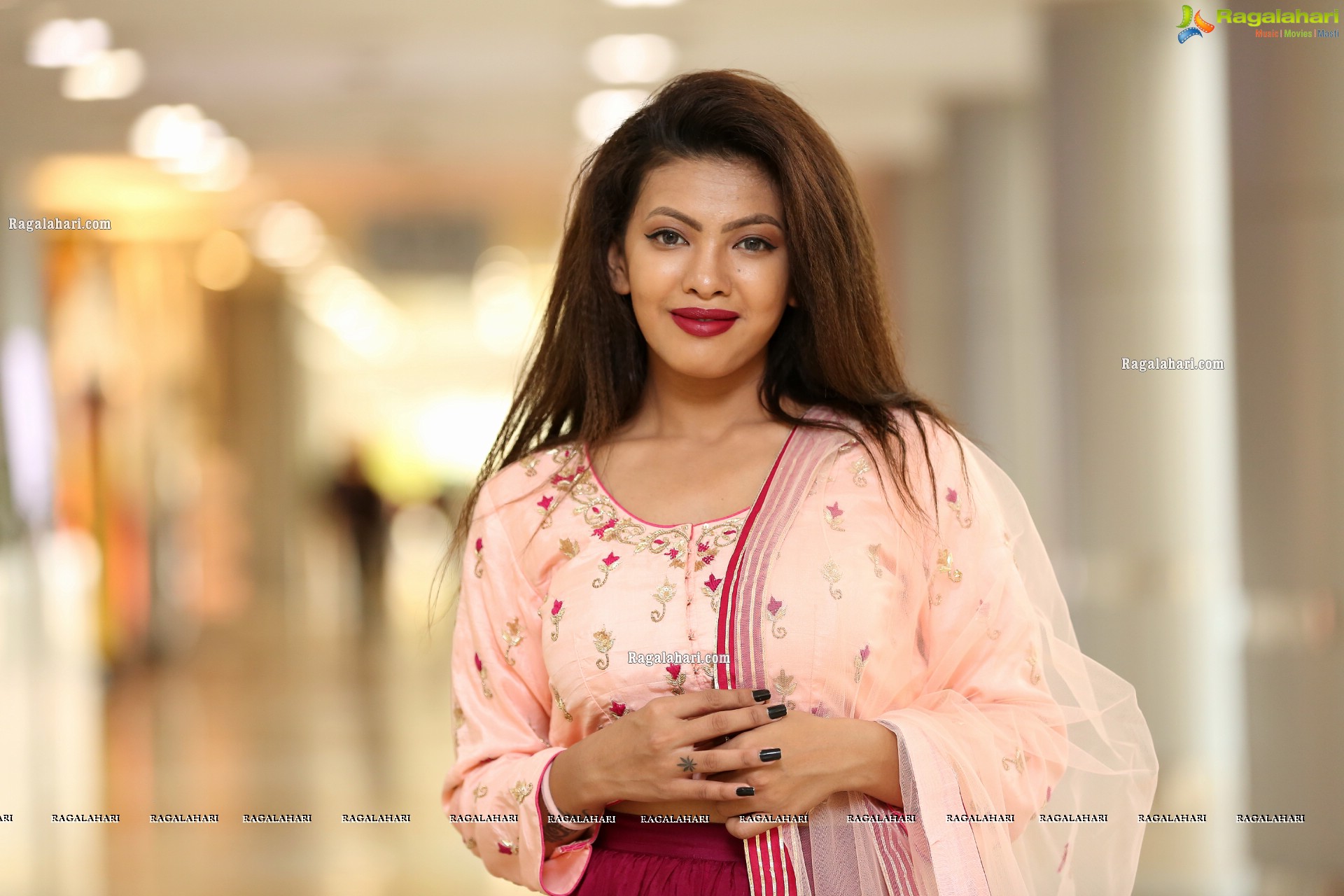 Kavita Mahatho at Hi Life Exhibition Curtain Raiser & Fashion Showcase Jan 2020 - HD Gallery