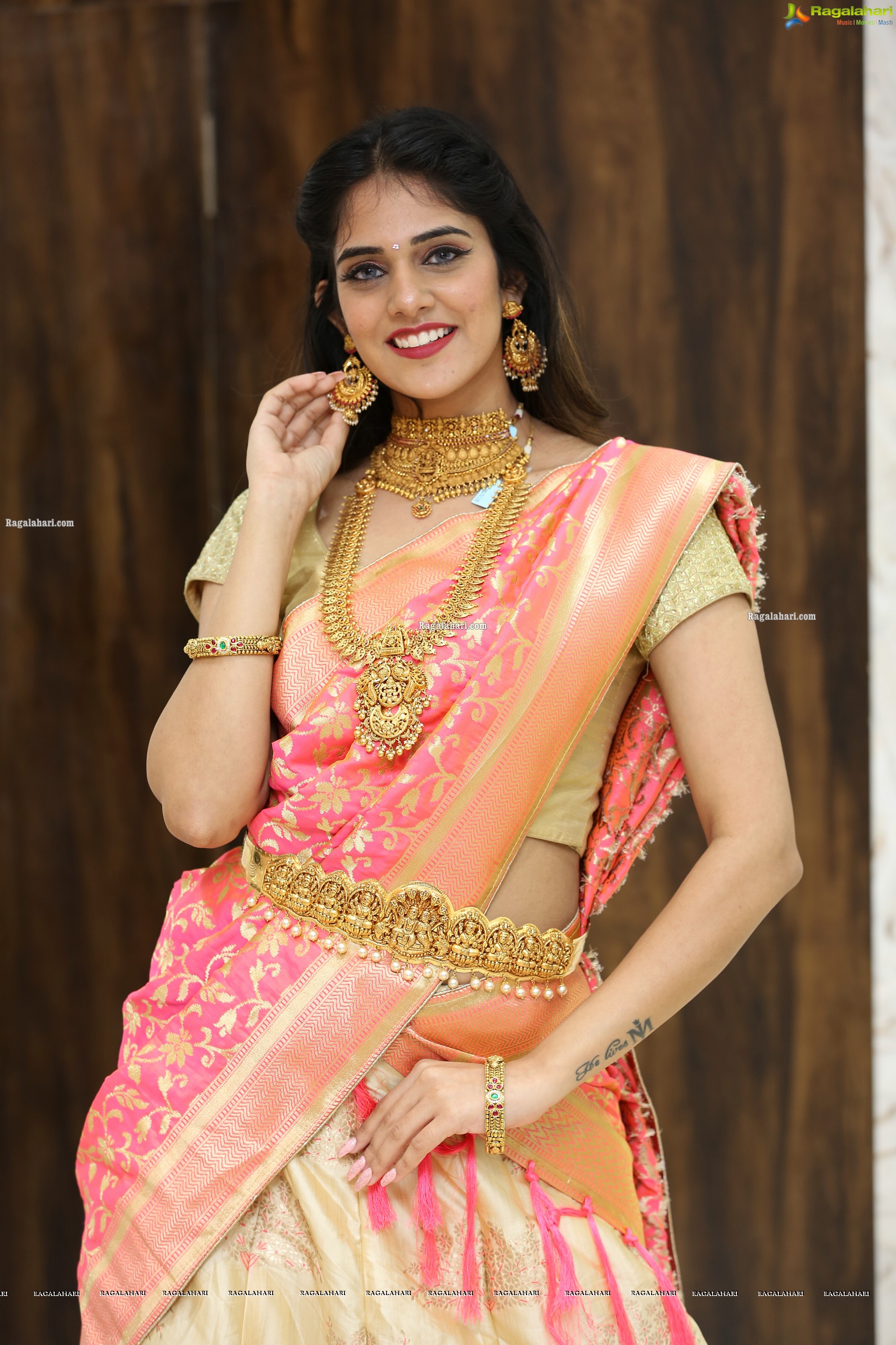 Kritya Sudha at Manepally Jewellers Dilsukhnagar Showroom Curtain Raiser - HD Gallery