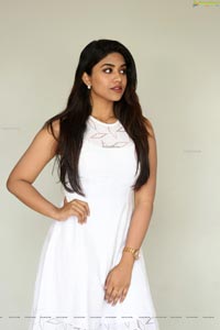 Malavika Satheesan at Choosi Choodangane Press Meet