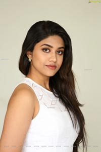 Malavika Satheesan at Choosi Choodangane Press Meet