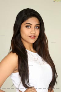 Malavika Satheesan at Choosi Choodangane Press Meet