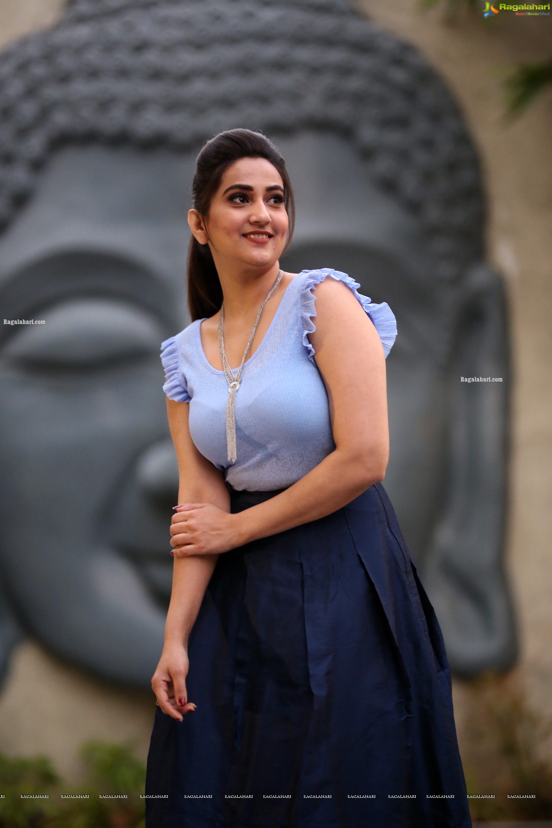 Manjusha @ Sarileru Neekevvaru Thanks Meet - HD Gallery