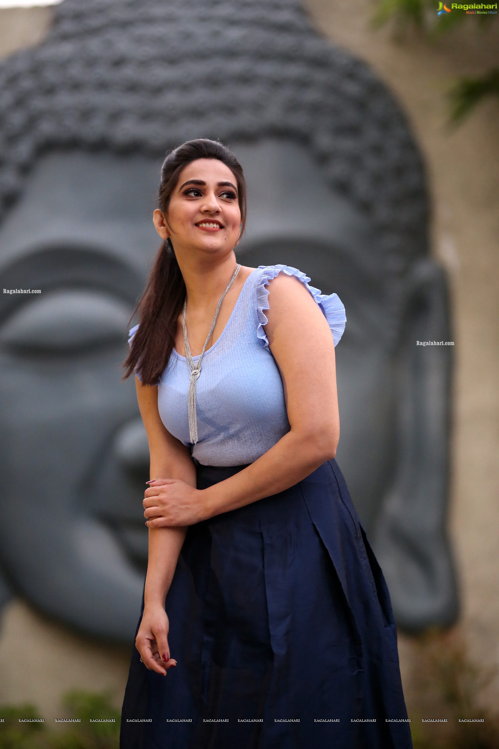 Manjusha @ Sarileru Neekevvaru Thanks Meet - HD Gallery