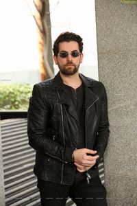 Neil Nitin Mukesh