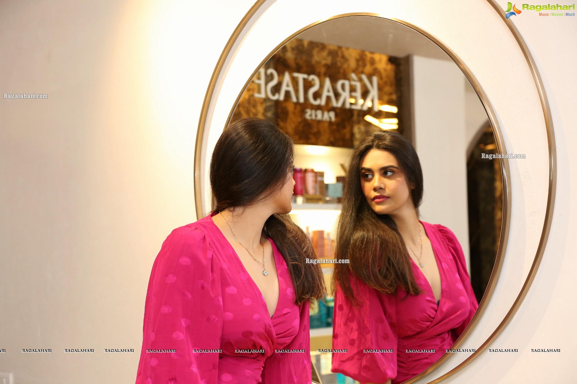 Nivedita at Mirrors Luxury Salons' Kerastase Lounge Launch - HD Gallery