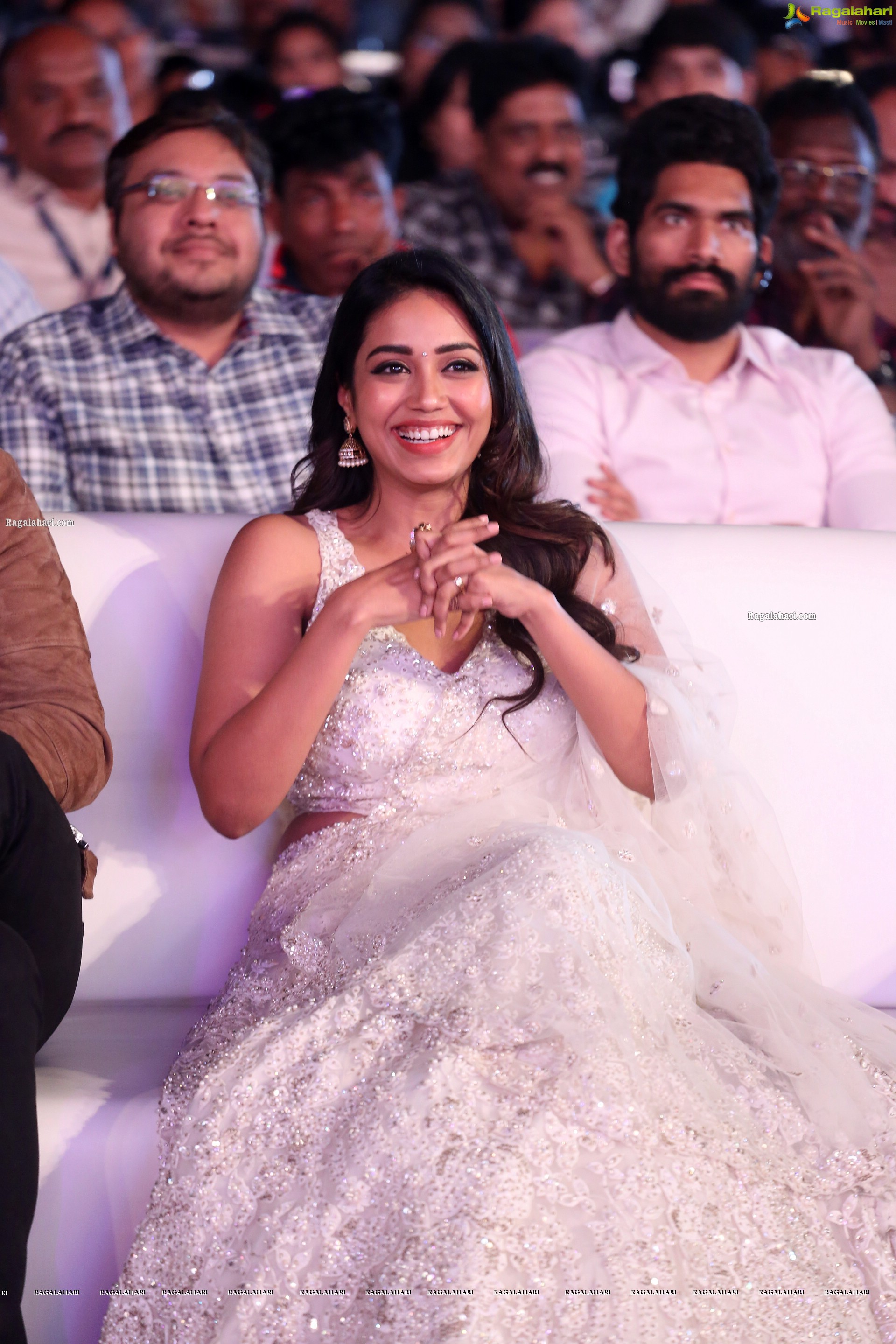 Nivetha Pethuraj @ Ala Vaikunthapuramulo Musical Concert - HD Gallery