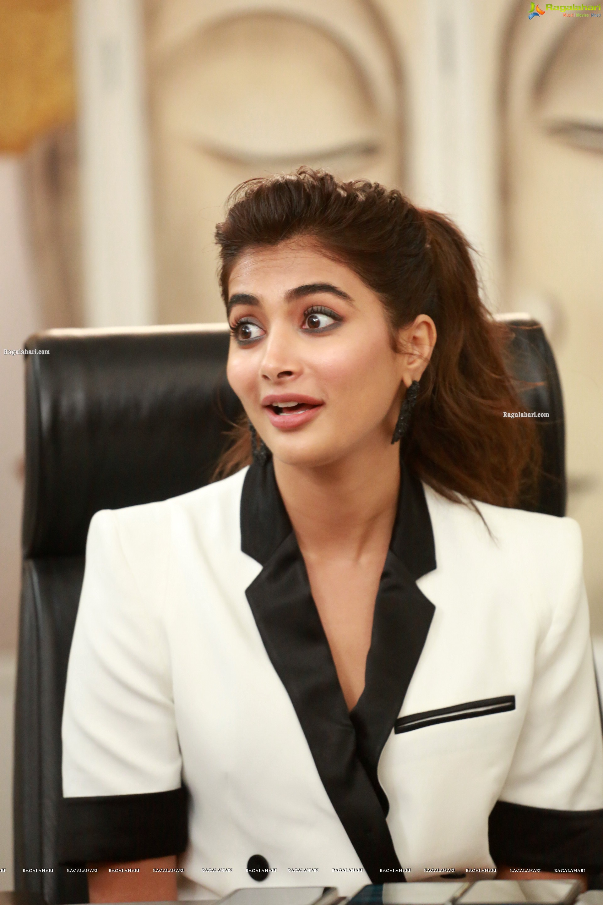 Pooja Hegde at Ala Vaikunthapurramuloo Interview - HD Gallery