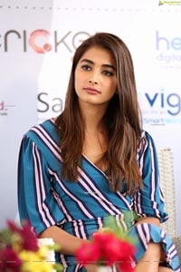 Pooja Hegde at Cancer Crusaders Invitation Cup Announcement