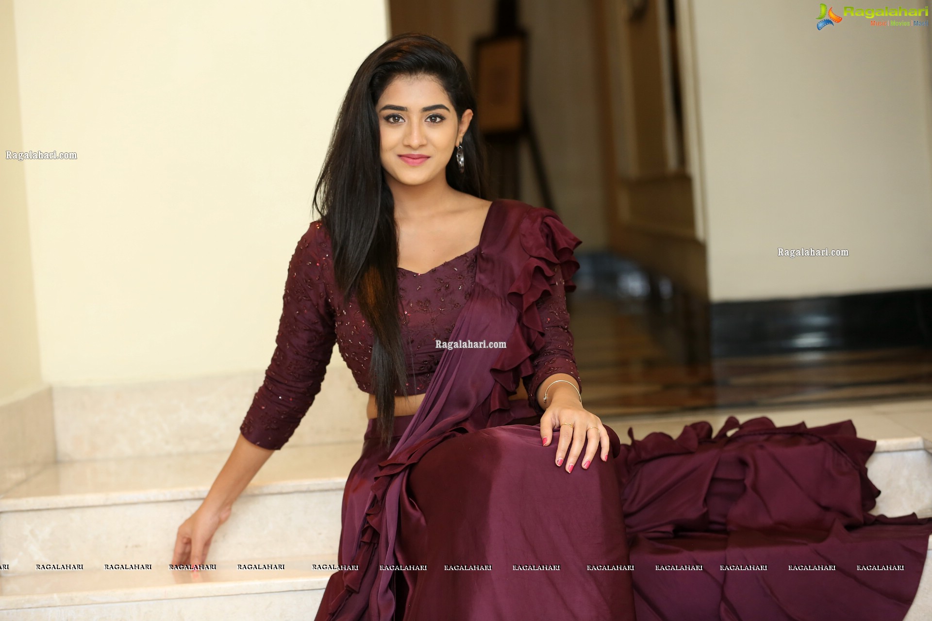 Rashi Singh at Trendz Lifestyle Expo 2020 - HD Gallery