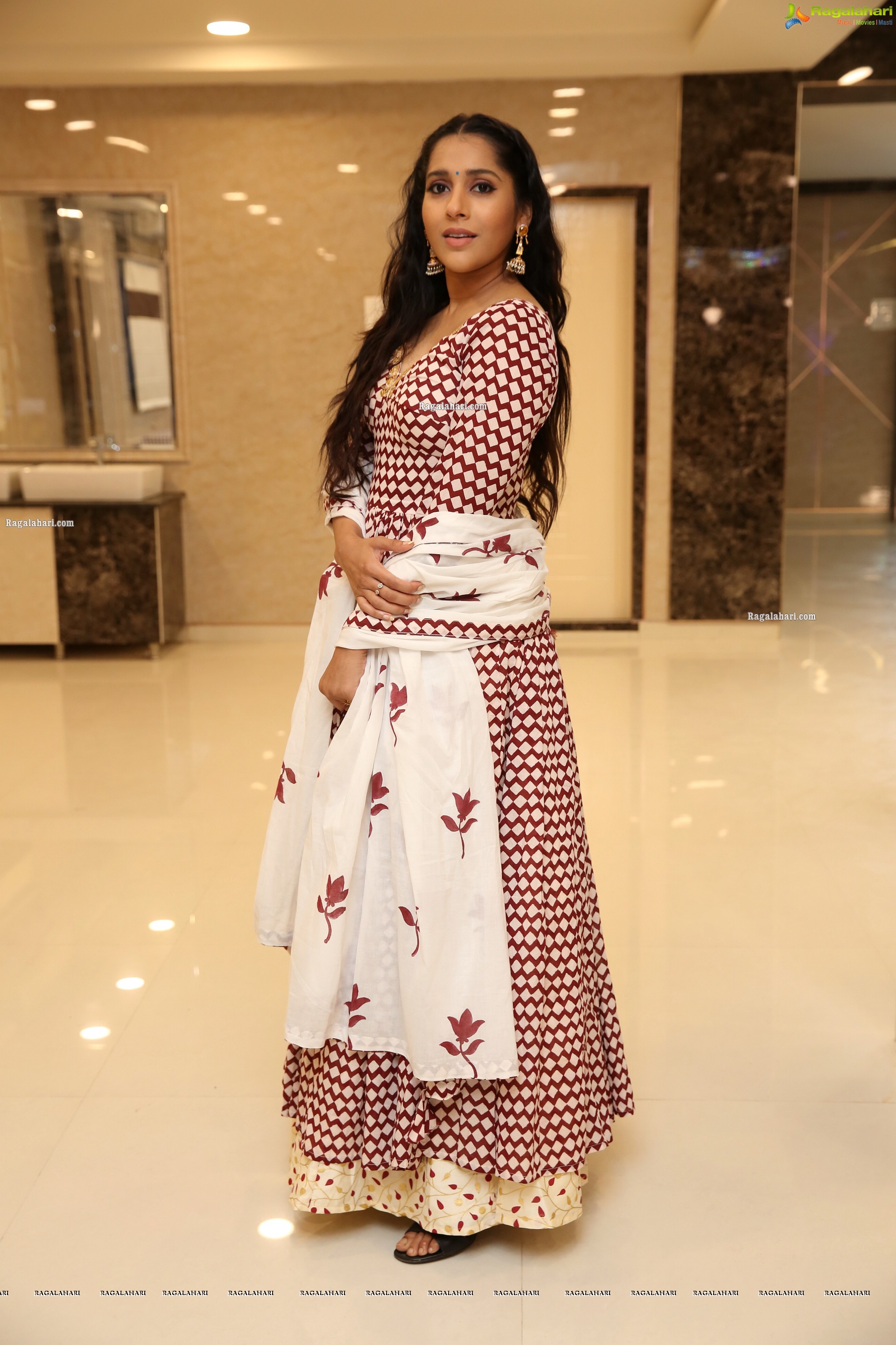 Rashmi Gautam at Match Finder Customer Care Center Launch - HD Gallery