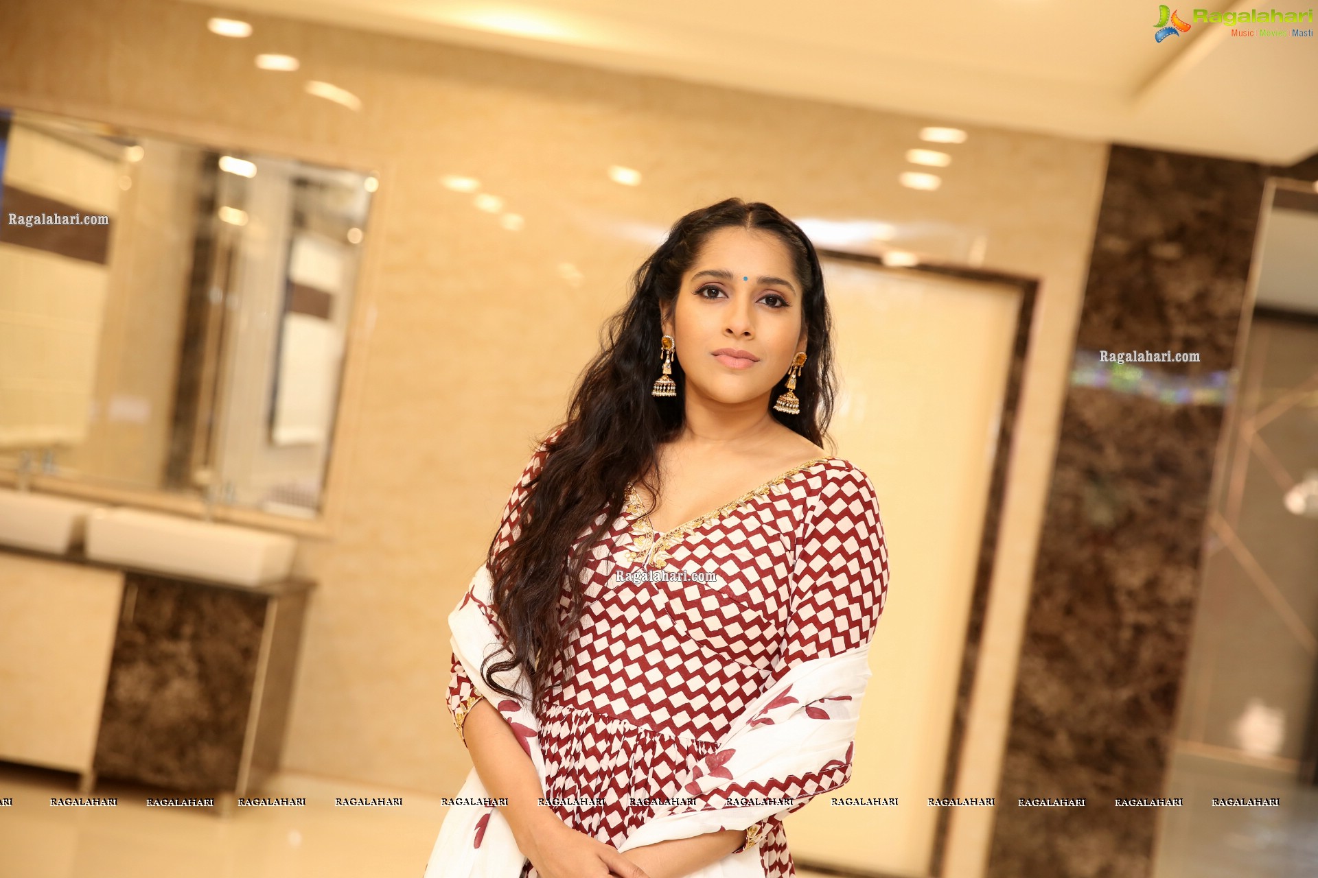 Rashmi Gautam at Match Finder Customer Care Center Launch - HD Gallery