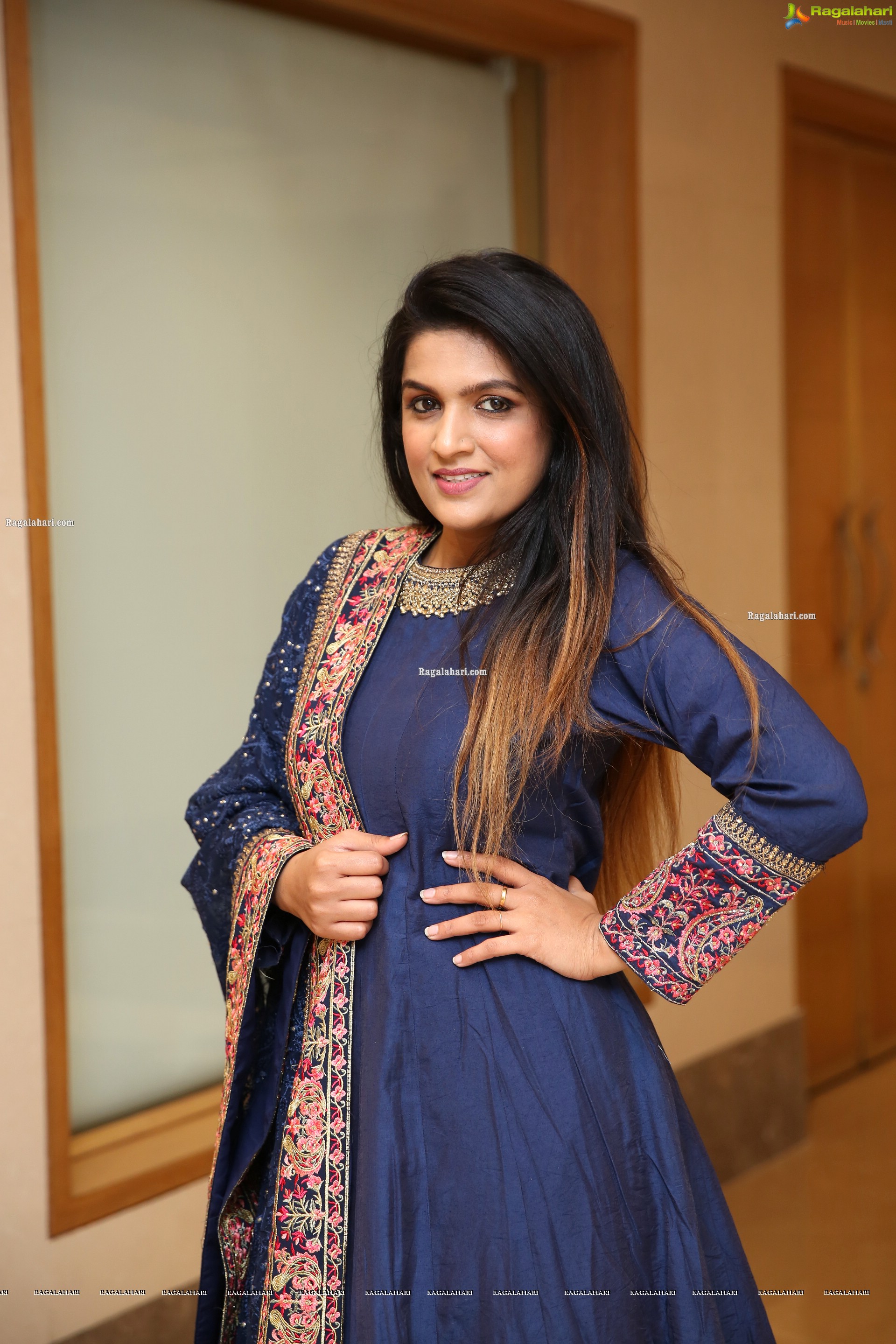 Ritu Biradar at Sutraa Grand Curtain Raiser & Fashion Showcase - HD Gallery