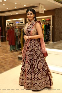 Sandhya Thota at Neeru's End Of Season Sale