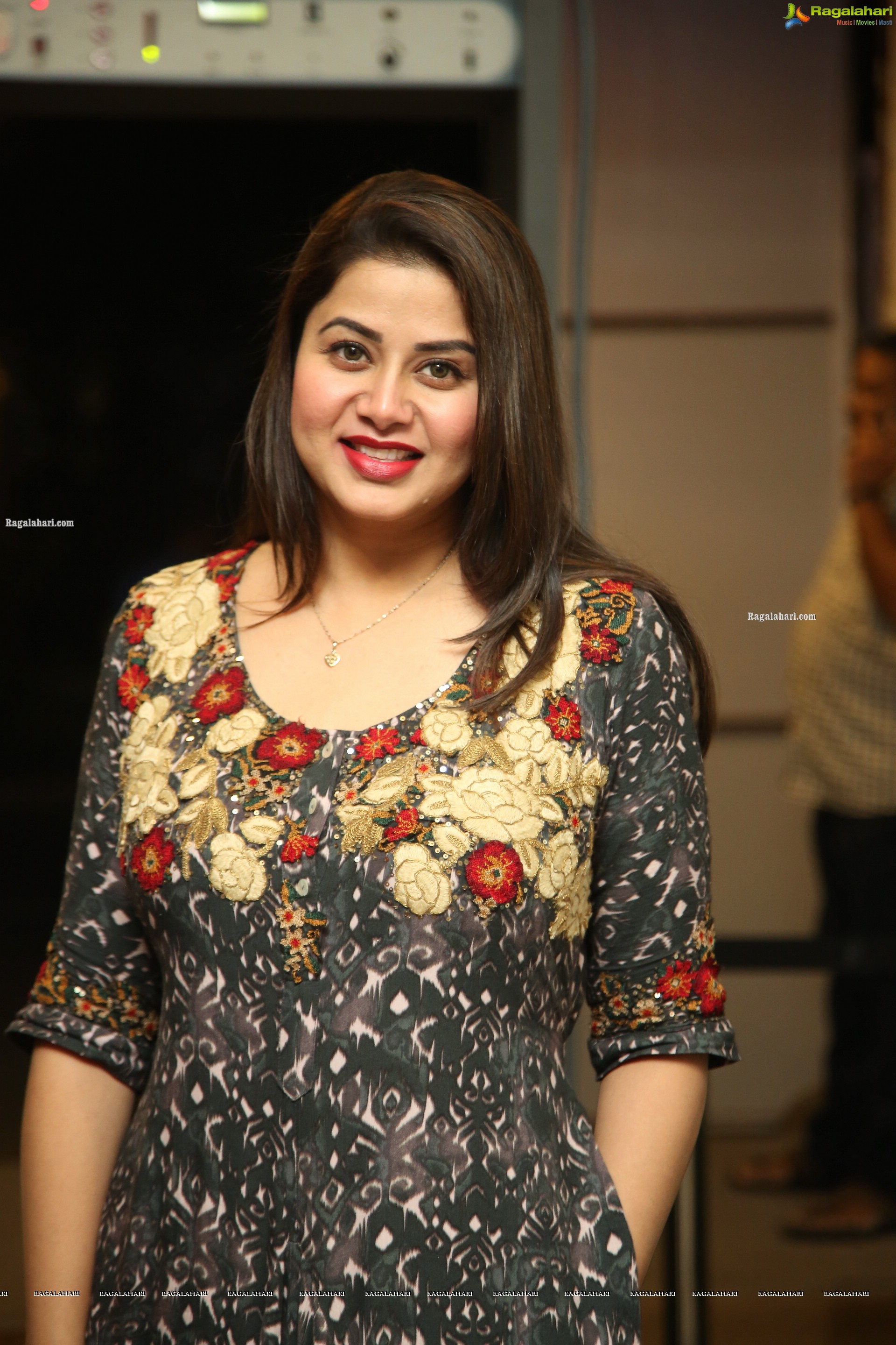 Sangeeta @ Sarileru Neekevvaru Thanks Meet - HD Gallery