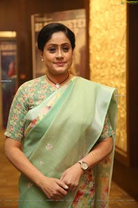 Vijayashanti HD Photos @ Sarileru Neekevvaru Thanks Meet