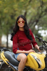 Aaliya Abraham in Ragalahari Exclusive Studio Shoot