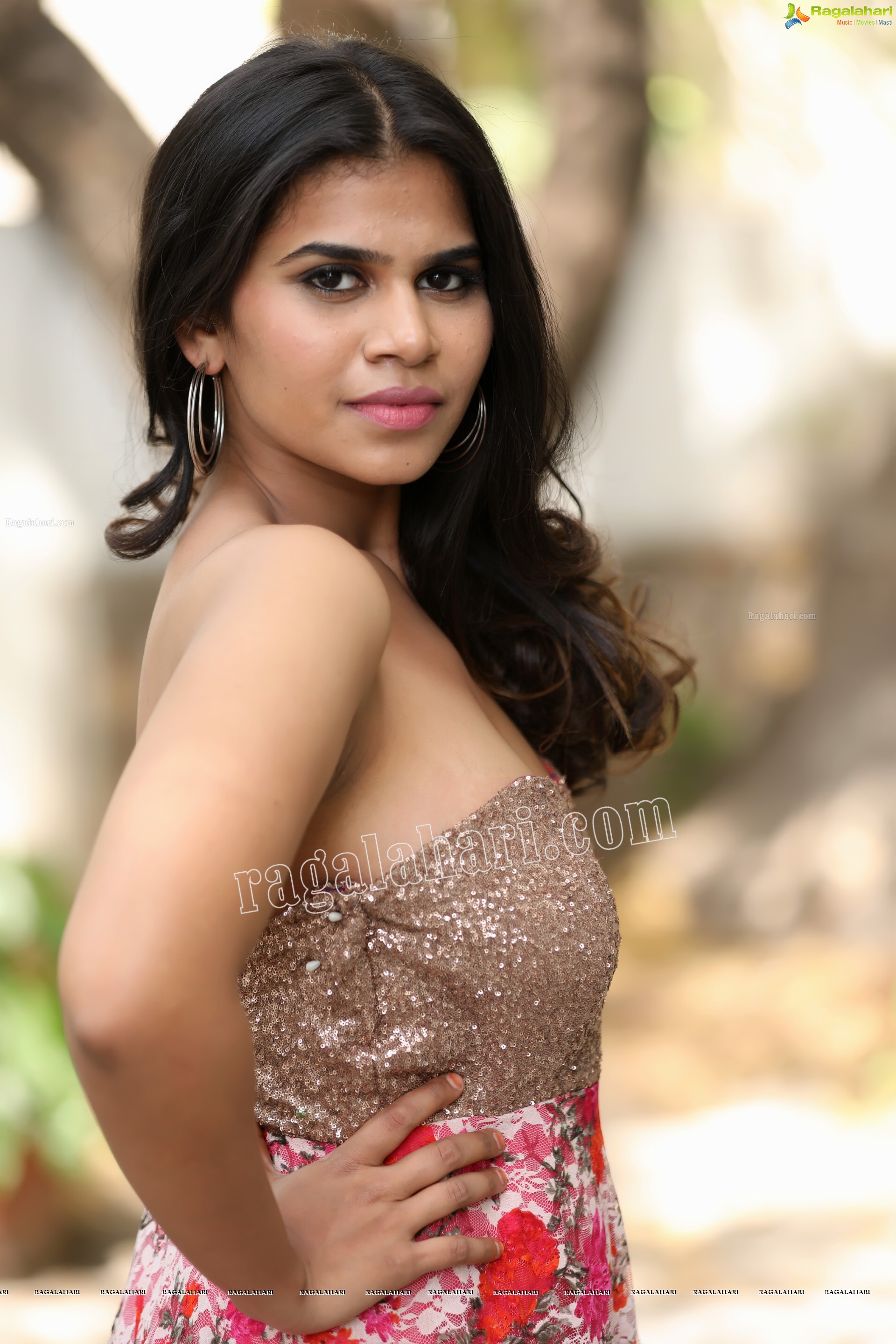 Sumaya Benazir (Exclusive Photo Shoot) (High Definition Photos)