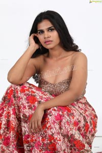 Sumaya Benazir Ragalahari Exclusive Studio Shoot