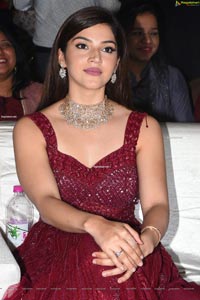 Mehrene Pirzada at Entha Manchivadavura Pre-Release