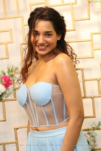 Aditi Sonali Tiwari at Prasanna Yanumula Store Opening