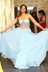 Aditi Sonali Tiwari at Prasanna Yanumula Store Opening