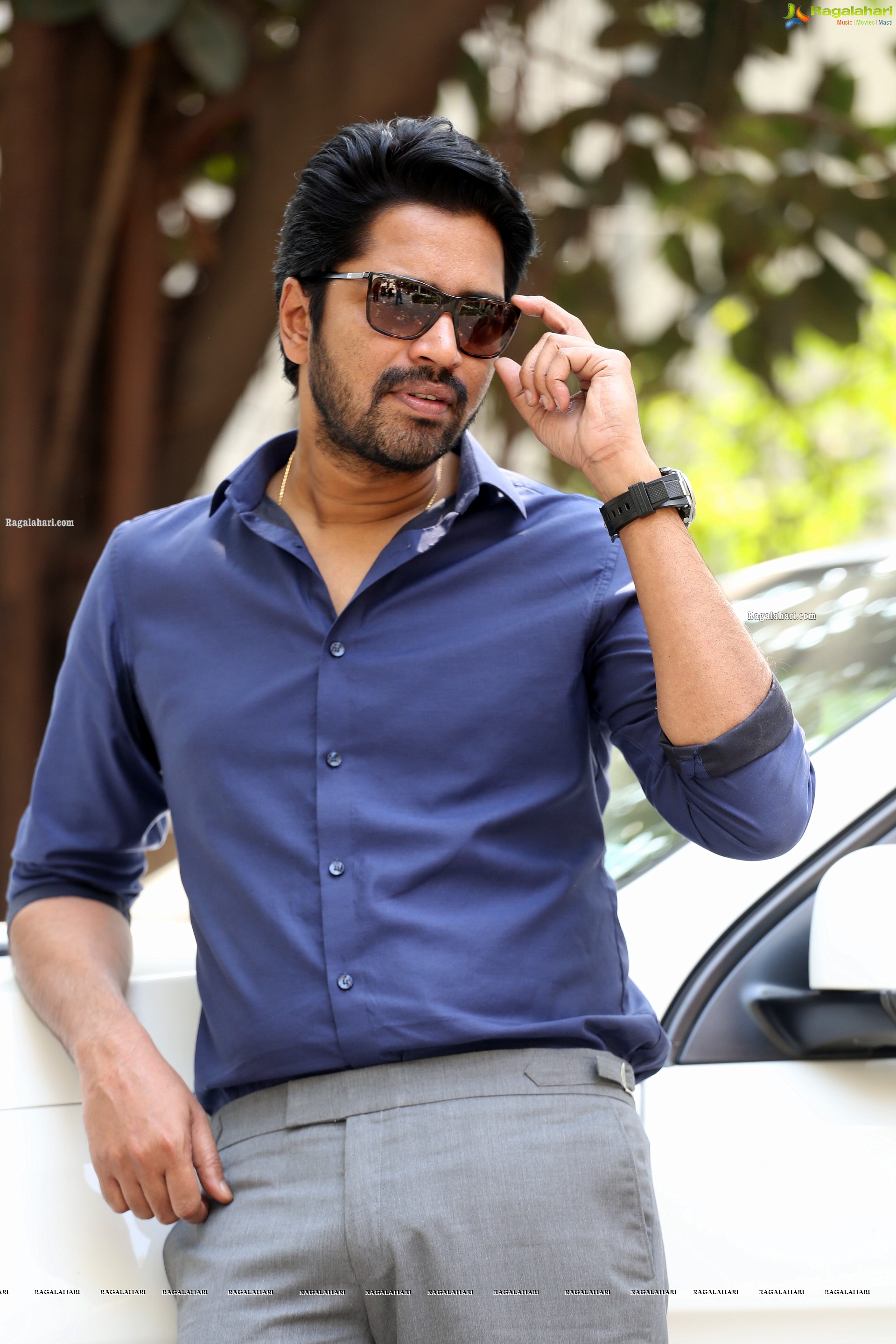 Allari Naresh at Bangaru Bullodu Movie Interview, HD Photo Gallery