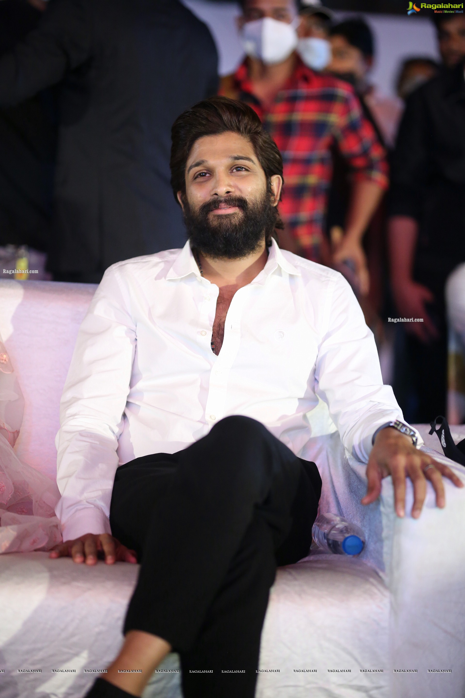 Allu Arjun at Ala Vaikunthapurramuloo Reunion Bash, HD Photo Gallery