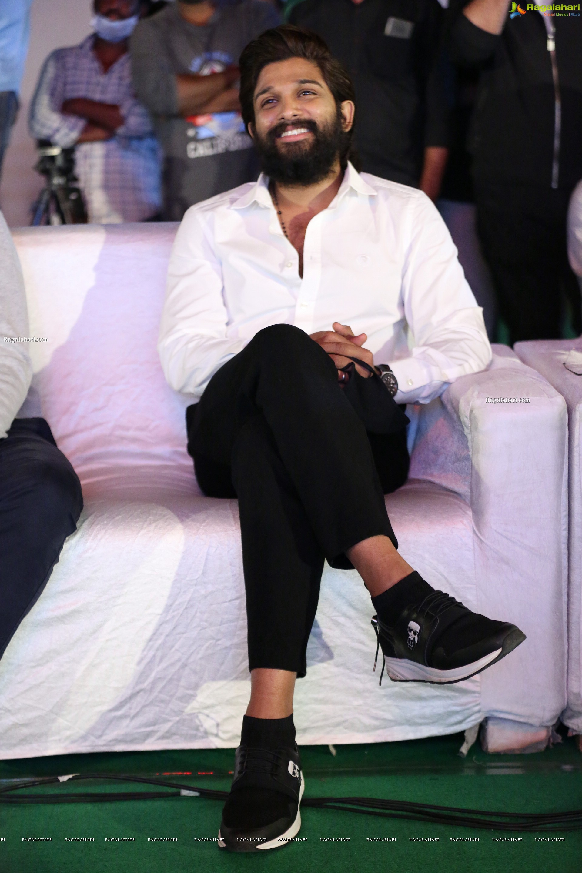 Allu Arjun at Ala Vaikunthapurramuloo Reunion Bash, HD Photo Gallery