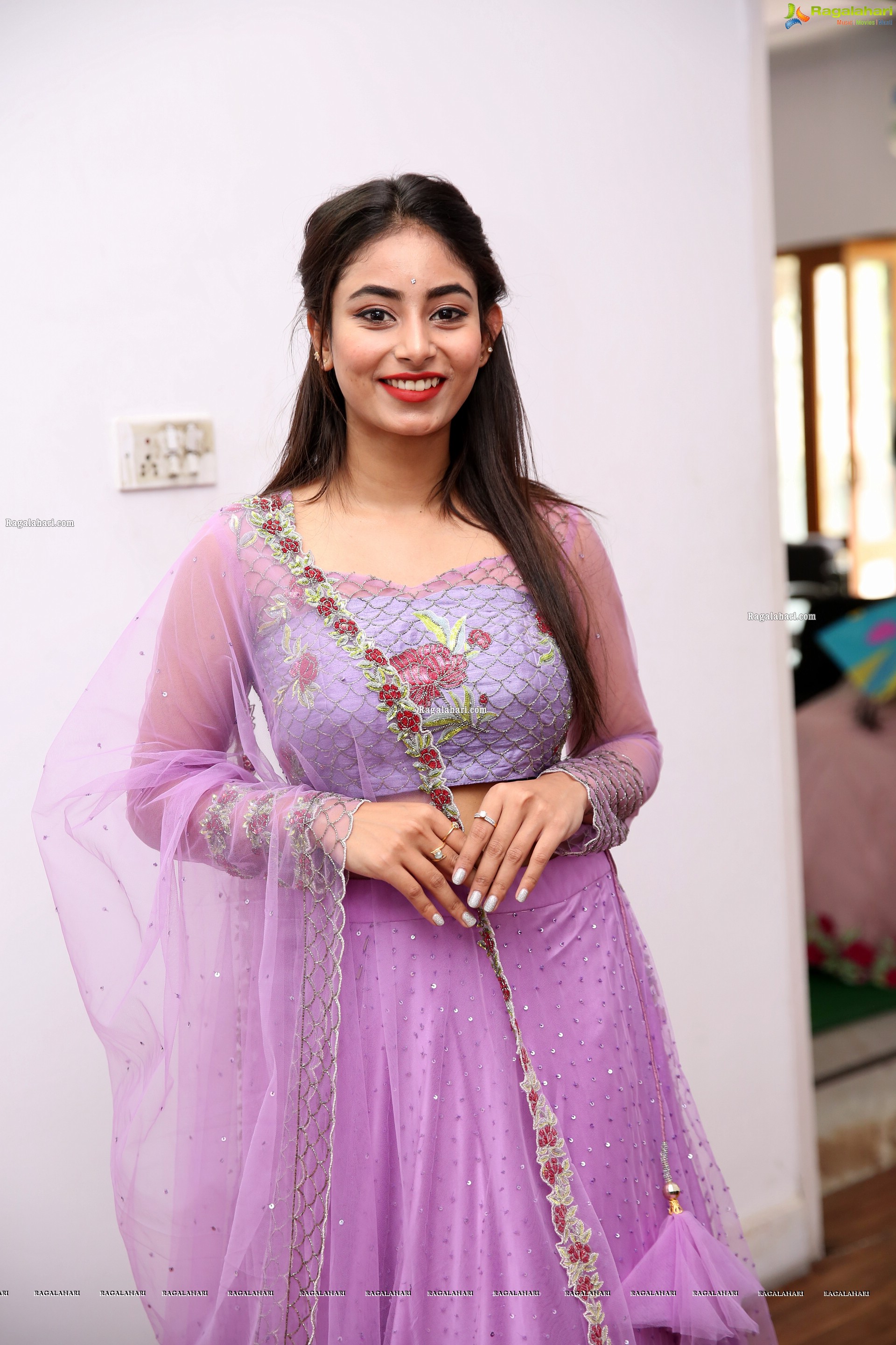 Honey Chowdary at Sutraa A Festive Special Curtain Raiser, HD Photo Gallery