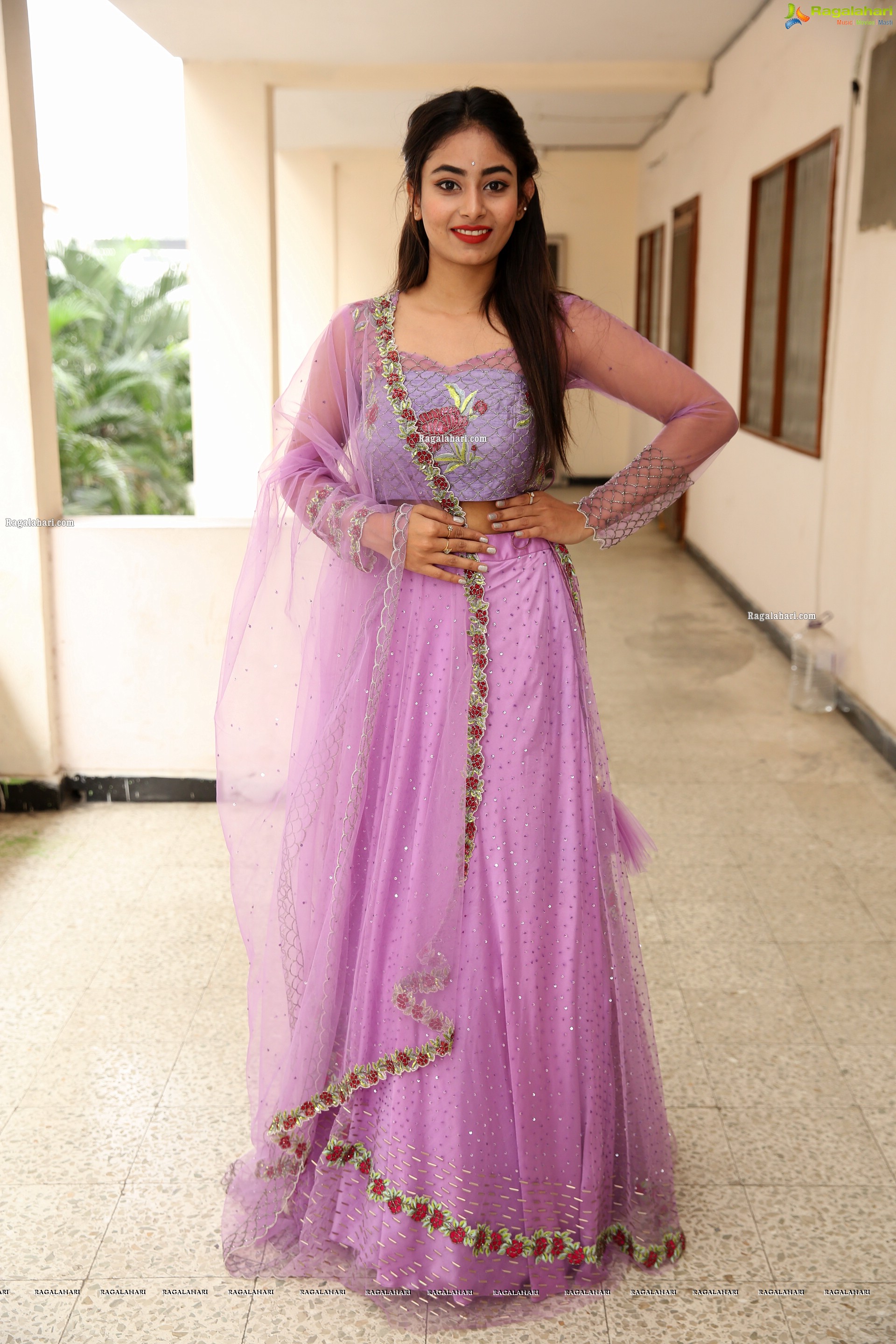Honey Chowdary at Sutraa A Festive Special Curtain Raiser, HD Photo Gallery