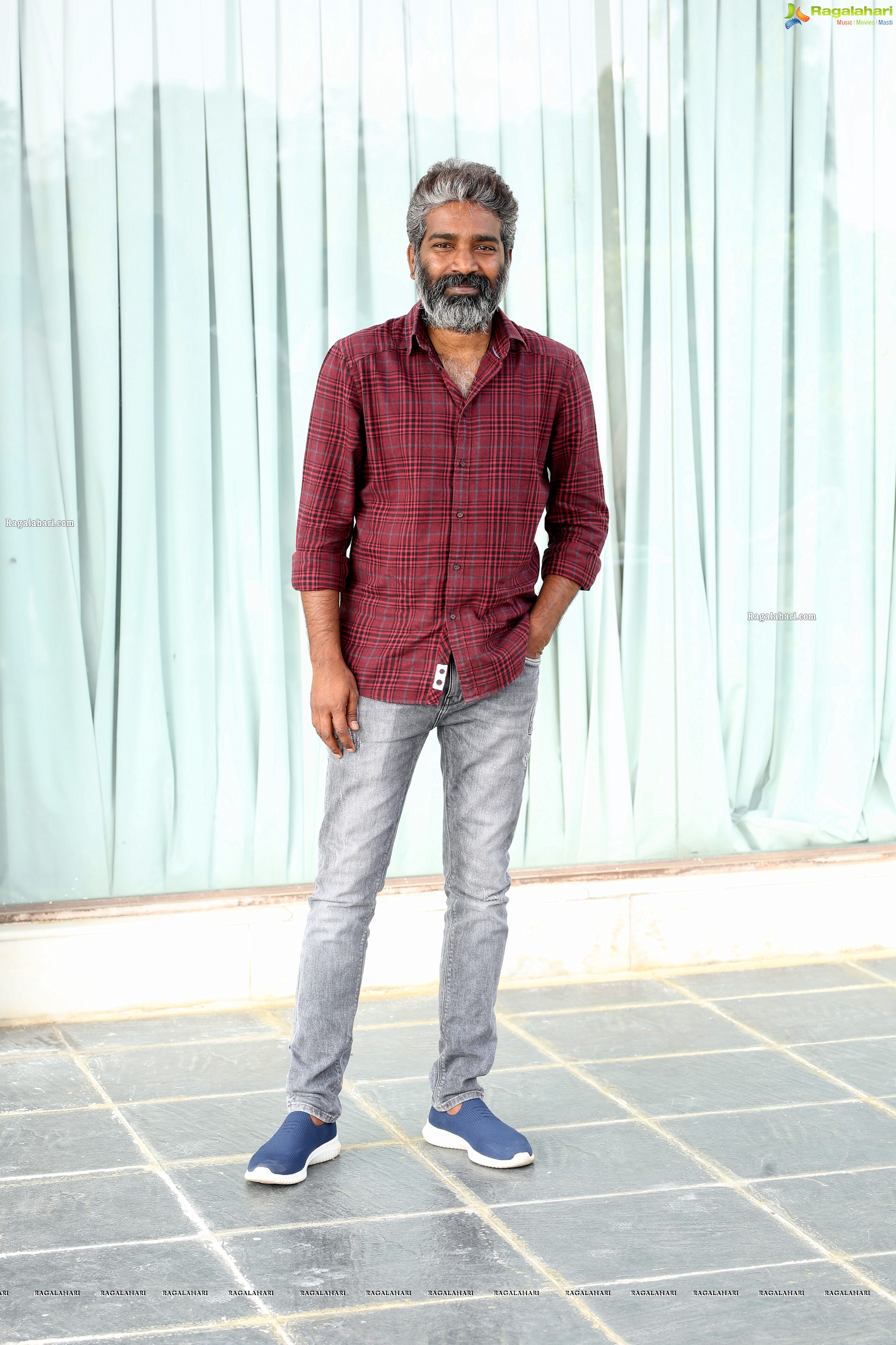 Kishore Tirumala Interview About Red Movie, HD Photo Gallery