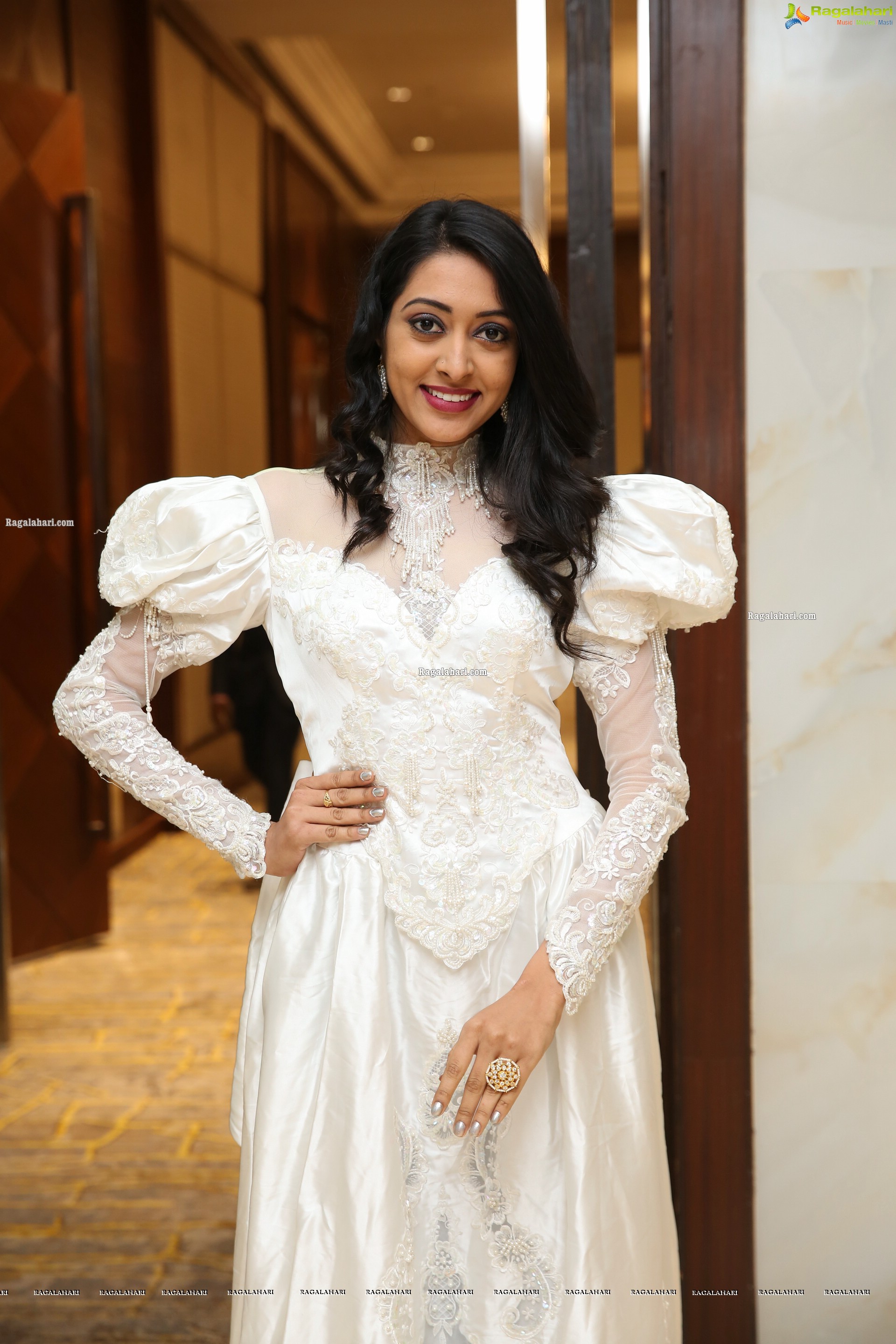 Lakshmi Ayalasomayajula In White Dress at Me Women Fashion Show, HD Photo Gallery