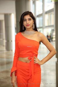 Naziya Khan at Sutraa Wedding Edit Curtain Raiser