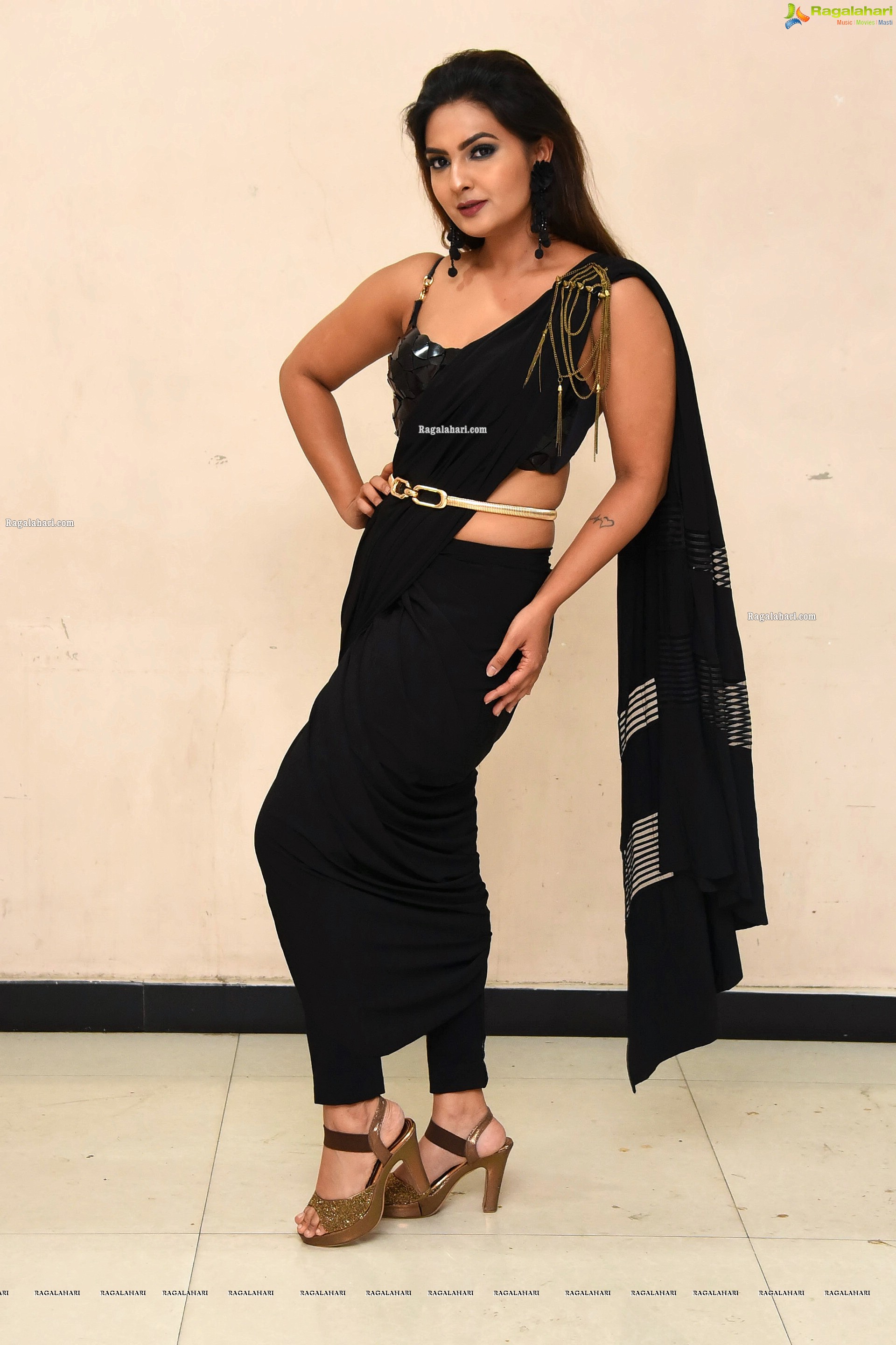 Neha Deshpande at Psycho Movie Teaser Launch, HD Photo Gallery