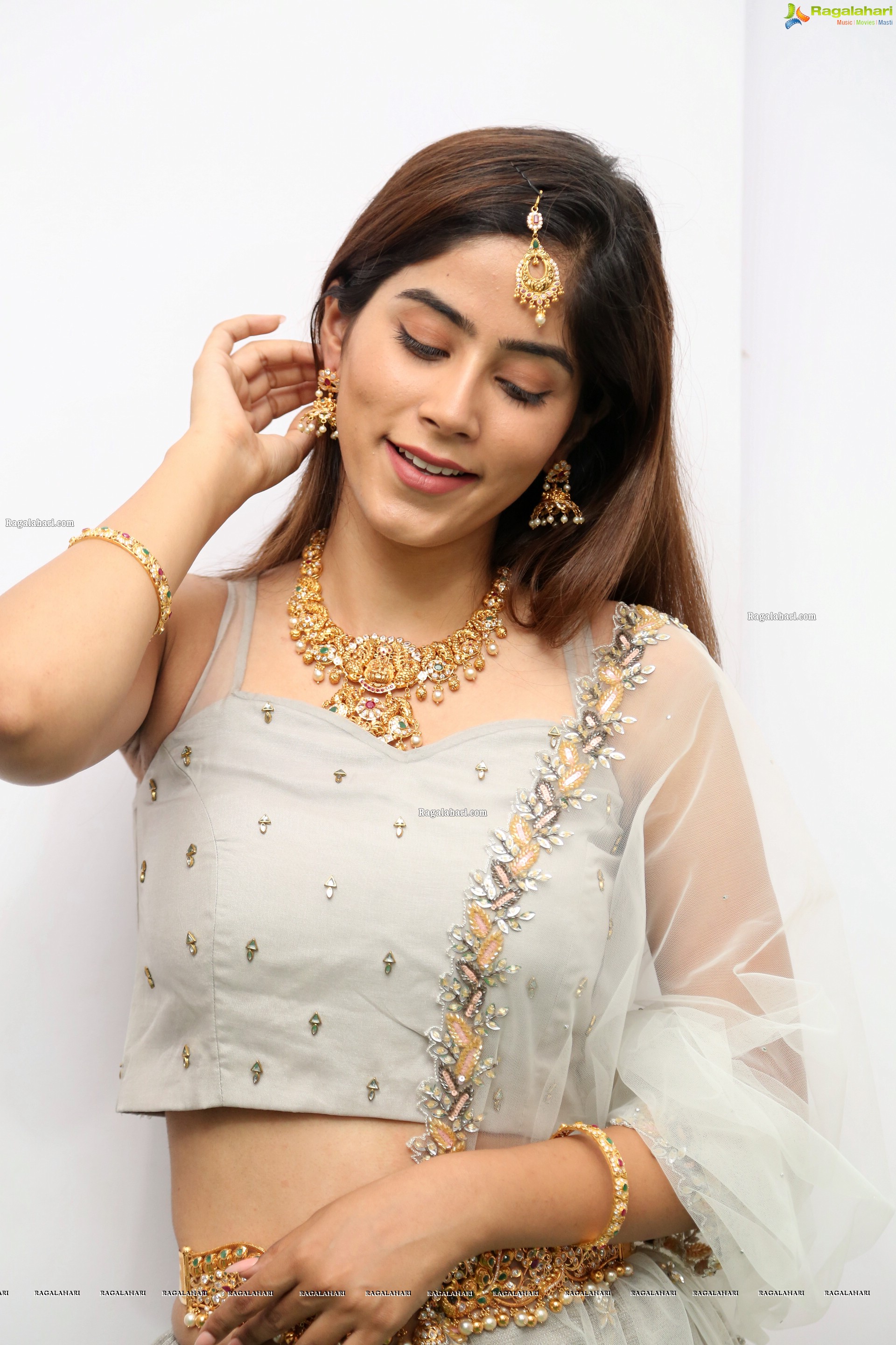 Nikita Tanwani in Light Gray Designer Lehenga, HD Photo Gallery