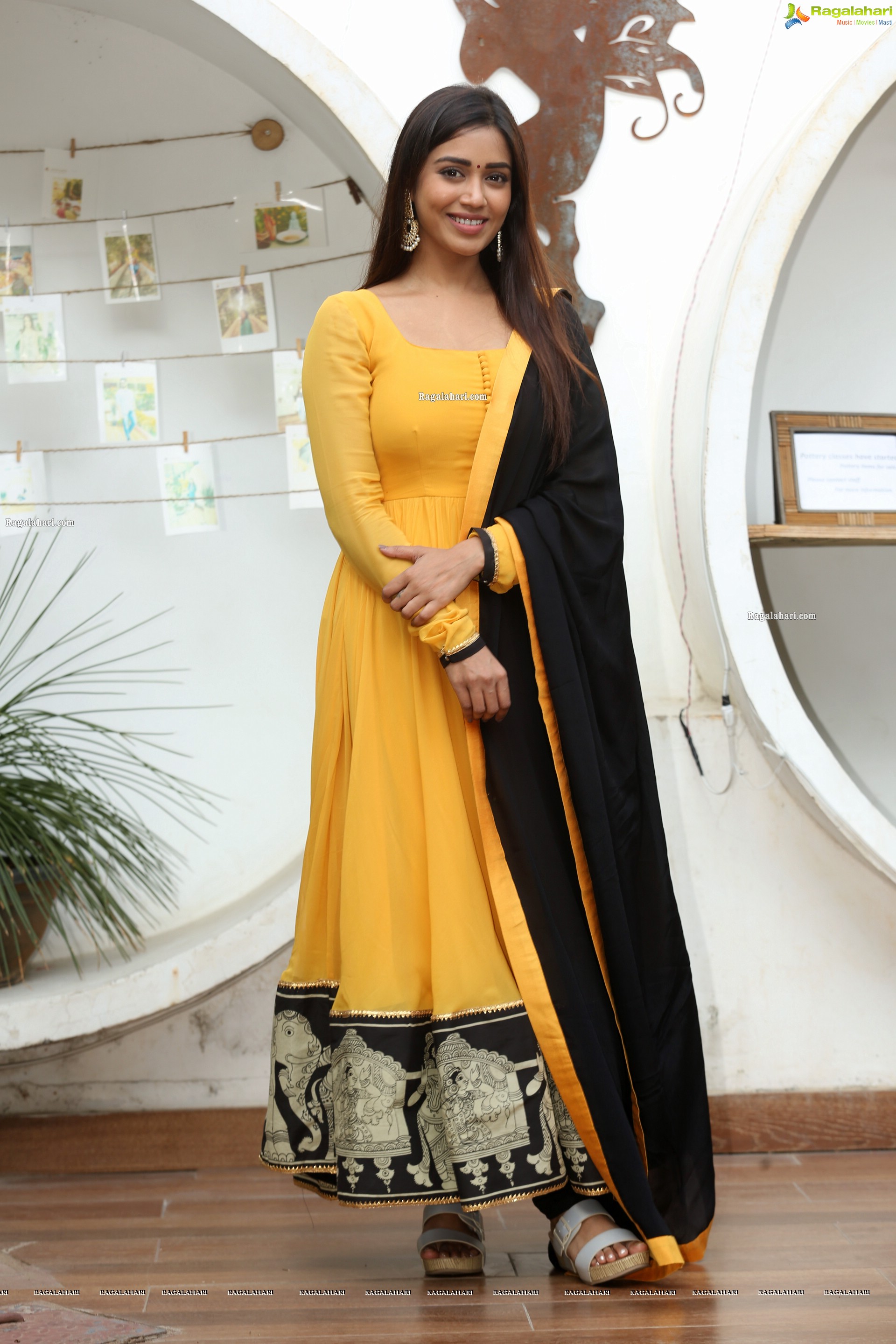 Nivetha Pethuraj at Red Movie Interview, HD Photo Gallery