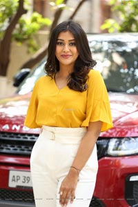 Pooja Jhaveri at Bangaru Bullodu Movie Interview