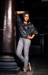 Poorna Stills From Back Door Movie