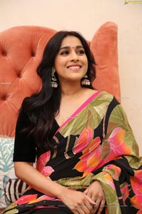 Rashmi Gautam at Thread and Fabric Designer Studio Launch