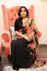 Rashmi Gautam at Thread and Fabric Designer Studio Launch