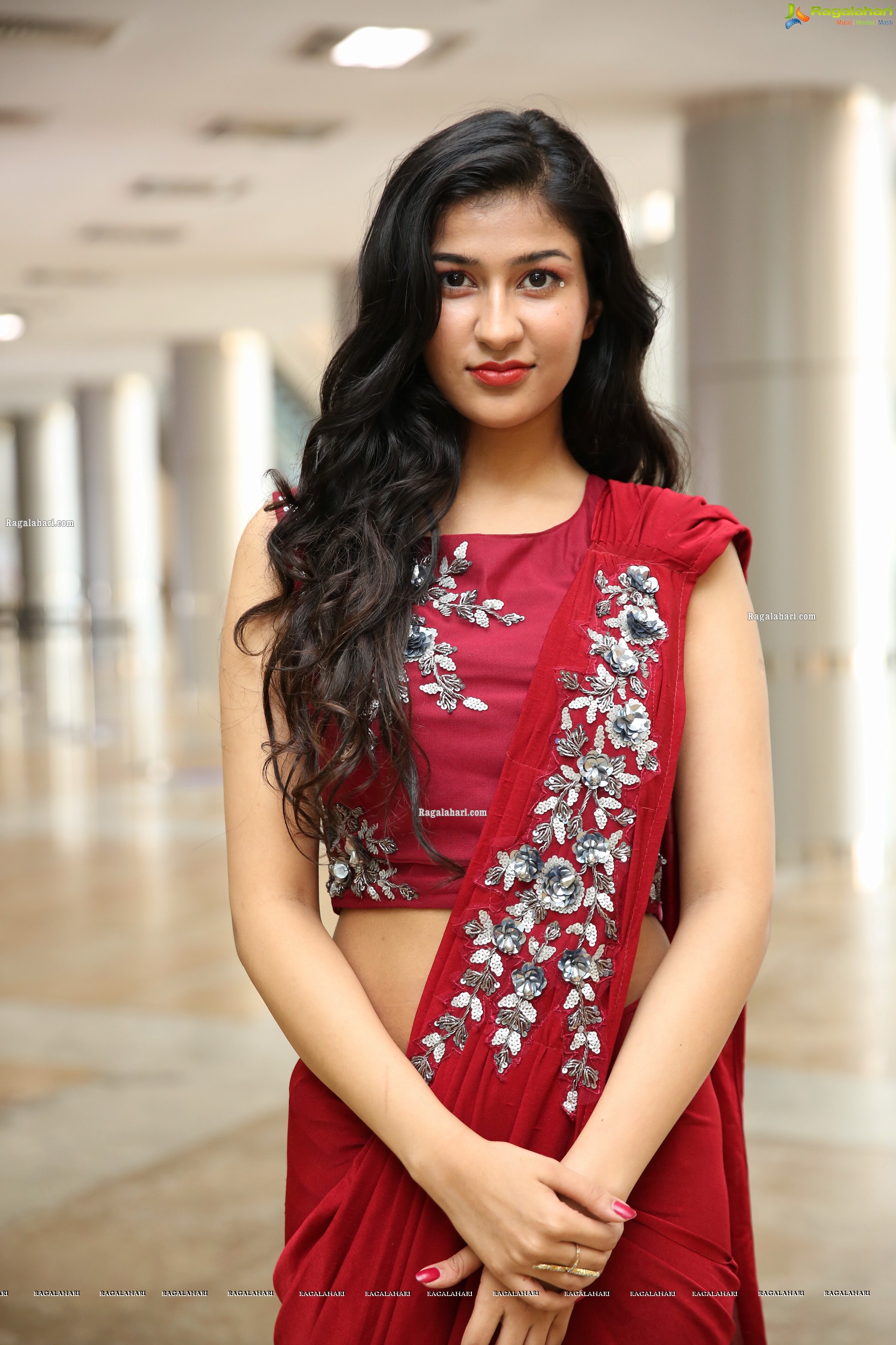 Riya Singh in Dazzling Red Designer Saree, HD Photo Gallery