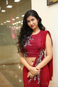 Riya Singh in Dazzling Red Designer Saree