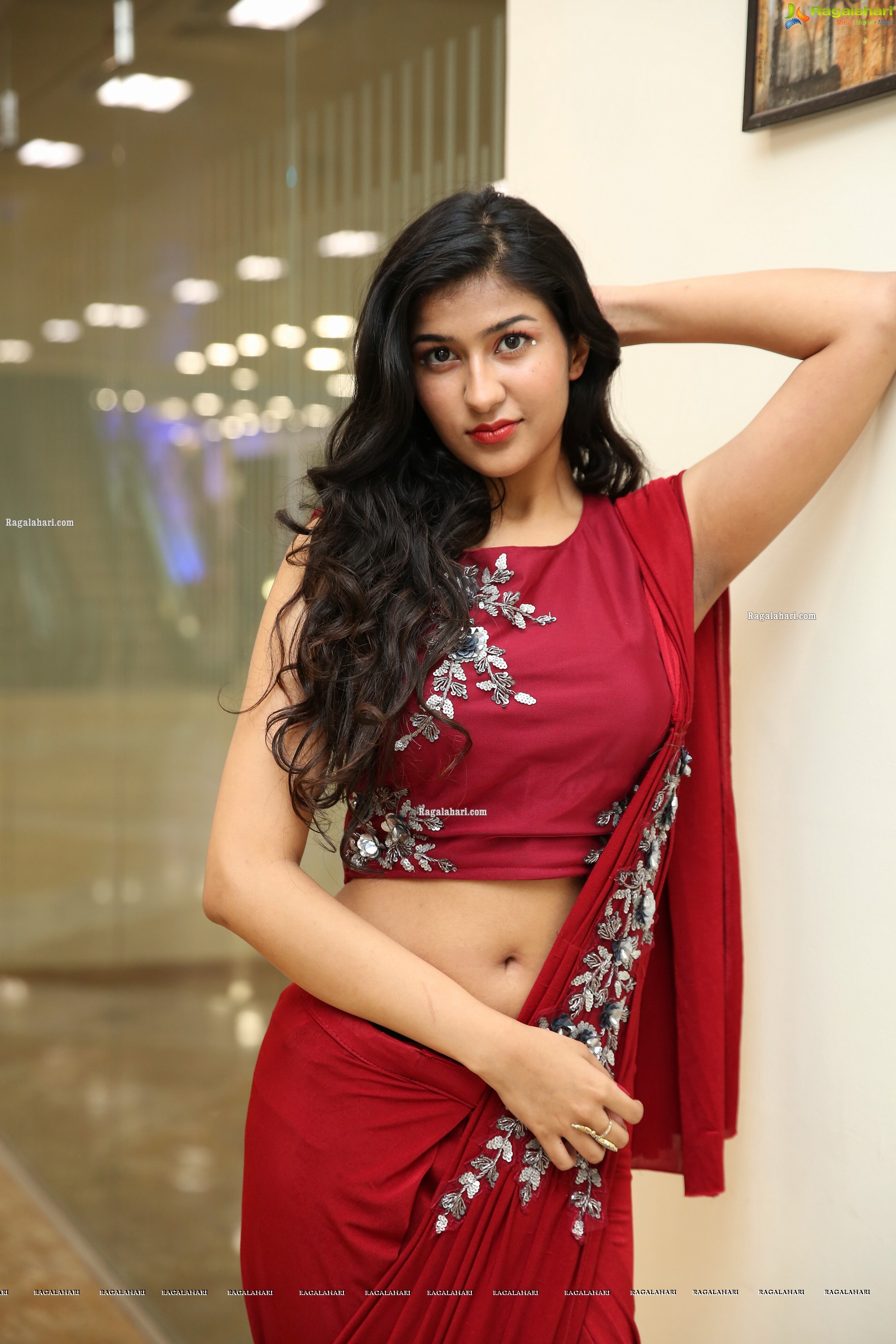 Riya Singh in Dazzling Red Designer Saree, HD Photo Gallery